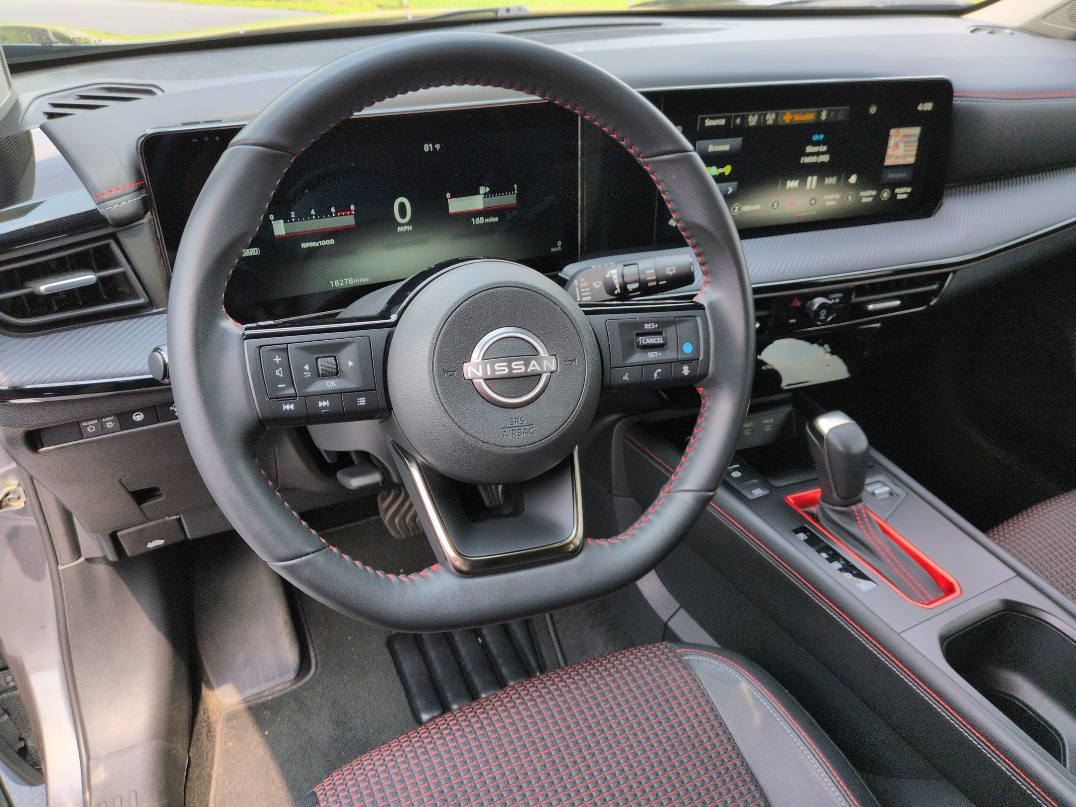 Used 2025 Nissan Kicks SR w/ Illumination Package FWD image 16