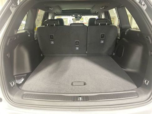 New 2026 Jeep Grand Cherokee Limited w/ Limited Altitude Package AWD/4WD image 24