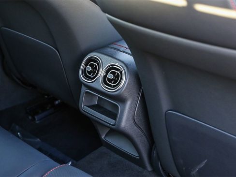 New 2025 Mercedes-Benz GLC 43 AMG 4MATIC image 24