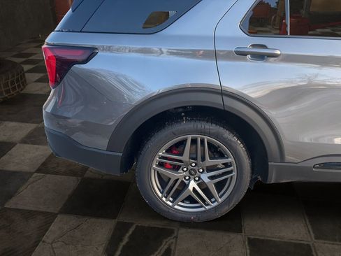 New 2026 Ford Explorer ST-Line w/ ST-Line Street Pack RWD image 8