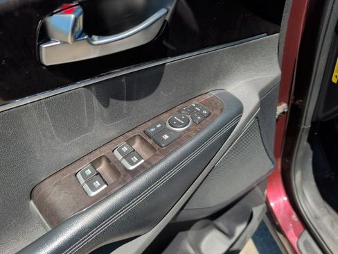 Used 2018 Kia Sorento EX AWD/4WD image 15