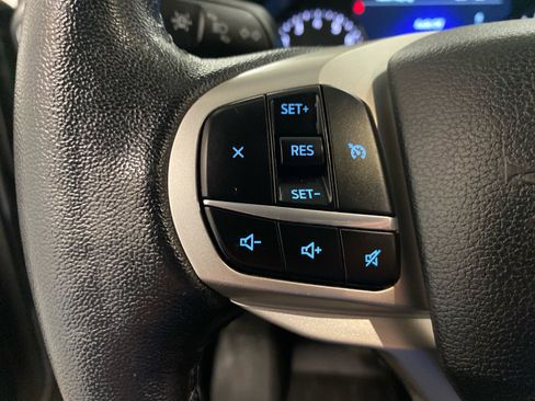 Used 2021 Ford Explorer XLT w/ Equipment Group 202A image 21