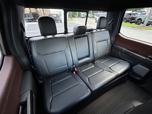 Used 2022 Ford F150 Lariat AWD/4WD image 32