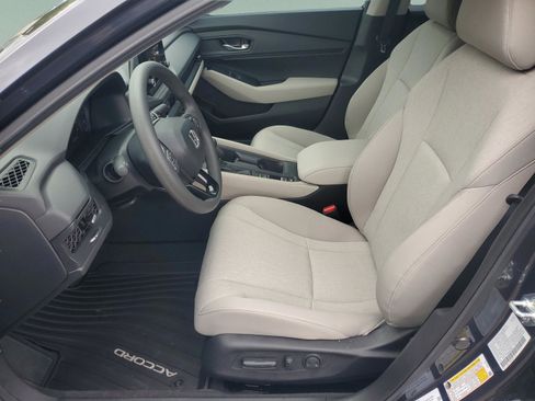 New 2025 Honda Accord SE image 7