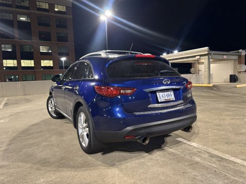 Used 2016 INFINITI QX70 AWD w/ Premium Package image 4