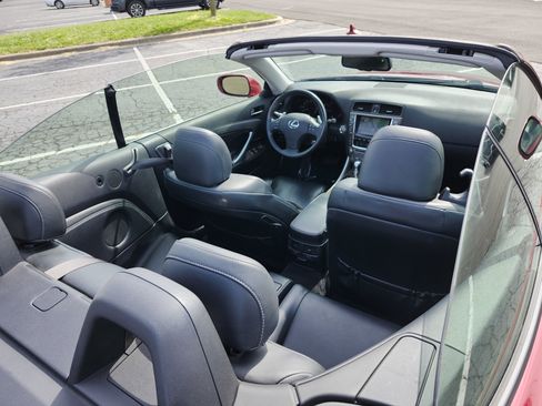 Used 2010 Lexus IS 350C image 14