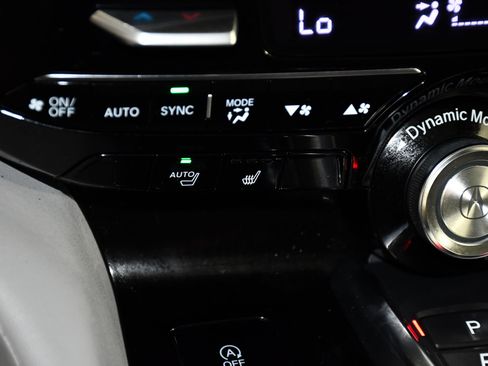 Used 2024 Acura MDX SH-AWD w/ Technology Package image 29
