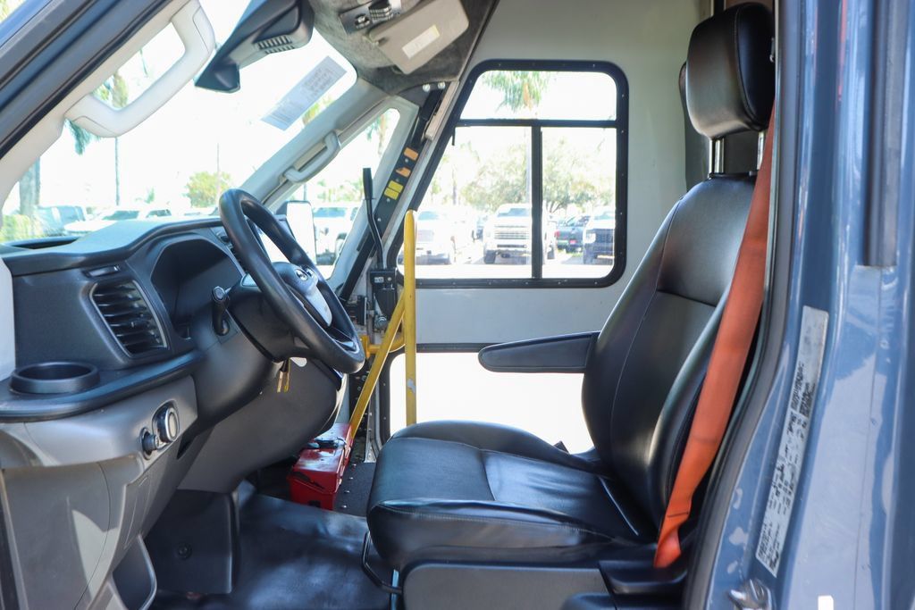 Used 2021 Ford Transit 350 DRW RWD image 20