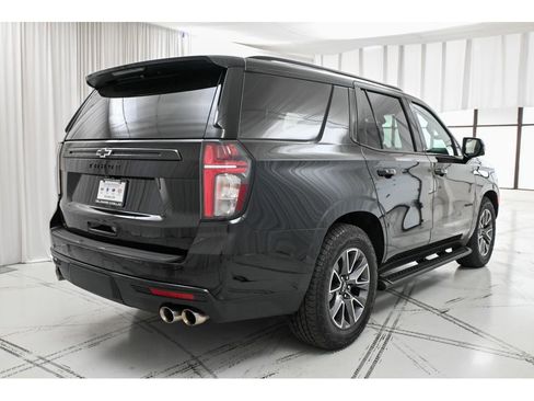 Used 2024 Chevrolet Tahoe Z71 w/ Z71 Off-Road Package AWD/4WD image 7