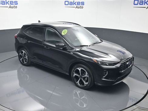 Used 2023 Ford Escape ST-Line Elite w/ Premium Technology Package AWD/4WD image 49