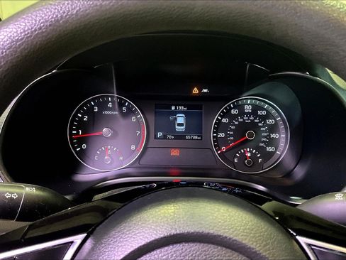 Used 2021 Kia Forte LXS FWD image 14