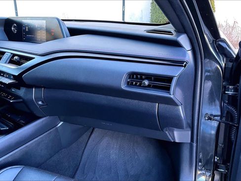 Used 2021 Lexus UX 250h F Sport w/ F Sport Premium Package image 19