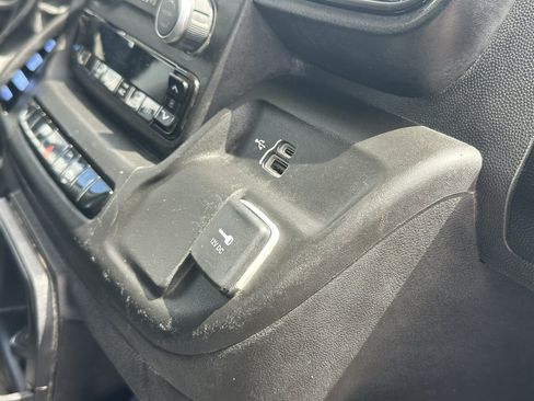 Used 2023 RAM ProMaster 3500 FWD image 31