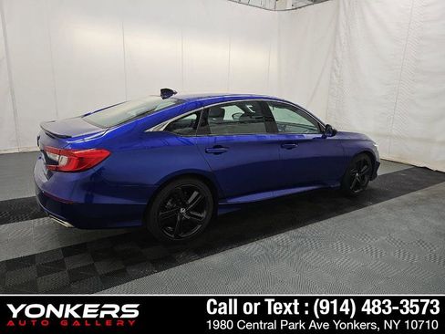 Used 2021 Honda Accord Sport image 4