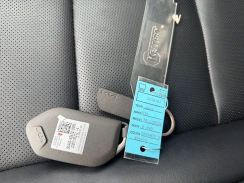 Certified 2024 Kia Telluride S w/ S Sunroof Package image 32