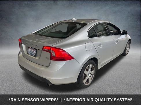 Used 2012 Volvo S60 T5 image 5