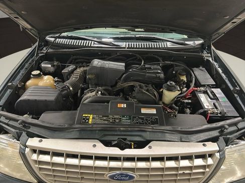 Used 2003 Ford Explorer Eddie Bauer image 27