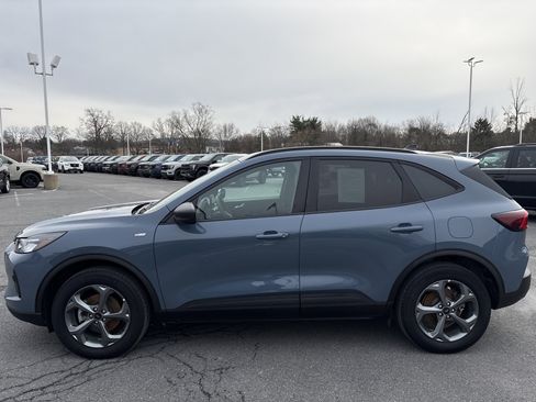 Used 2025 Ford Escape ST-Line image 8