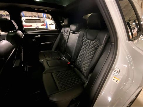 Used 2023 Audi SQ5 Premium Plus w/ Premium Plus Package image 20