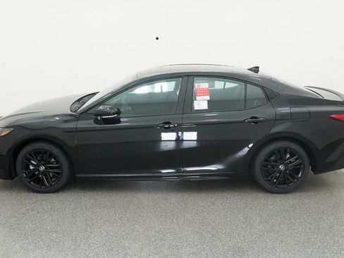New 2026 Toyota Camry SE FWD image 36