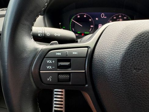 Used 2024 Honda Accord Sport image 15