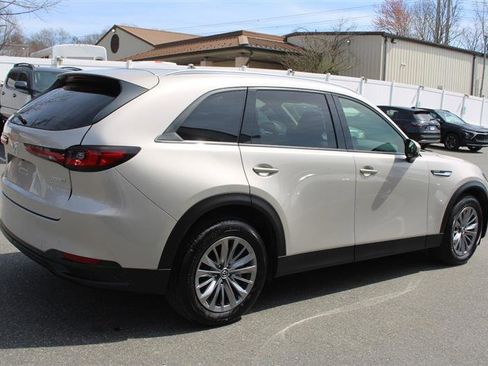 Used 2025 MAZDA CX-90 3.3 Turbo w/ Preferred Package image 8