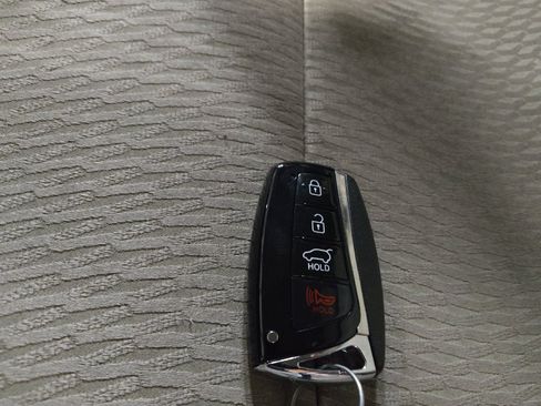 Used 2018 Hyundai Santa Fe Sport w/ 2.4L Value Package 02 AWD/4WD image 32