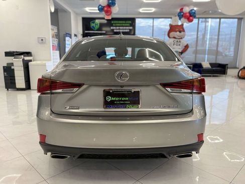 Used 2018 Lexus IS 300 F Sport image 11