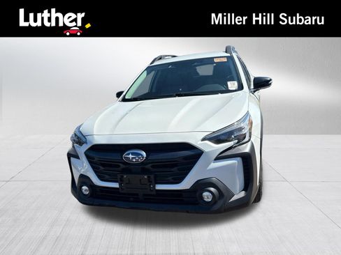 Used 2024 Subaru Outback Premium AWD/4WD image 1