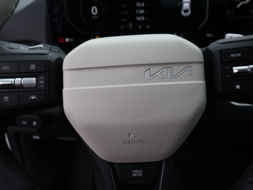 New 2026 Kia K4 EX FWD image 17