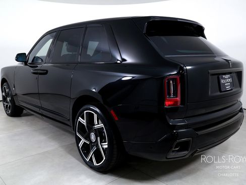 New 2027 Rolls-Royce Cullinan Black Badge AWD/4WD image 8