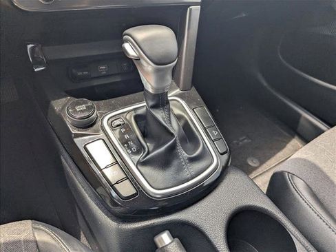 Used 2024 Kia Seltos S FWD image 12