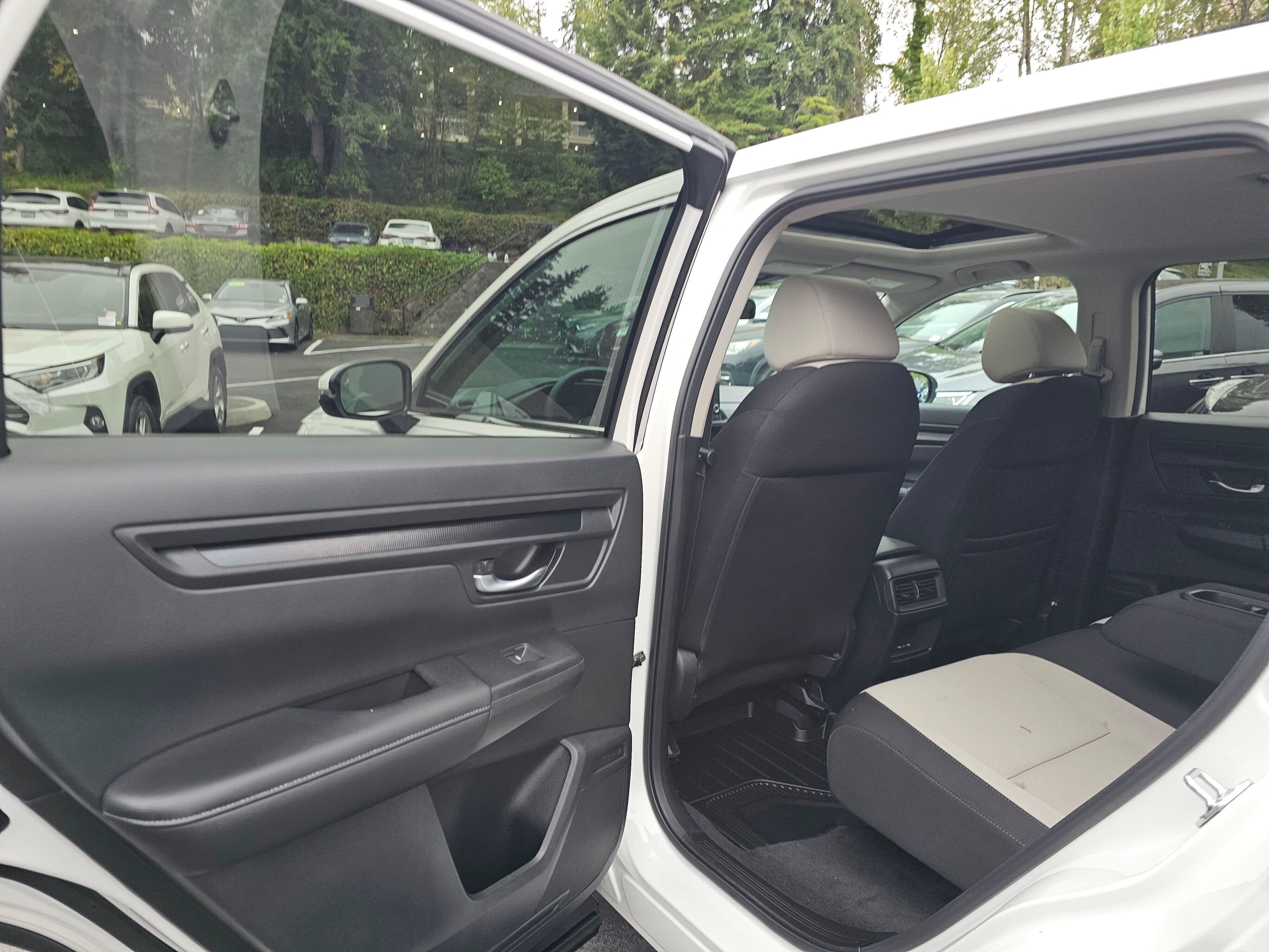 Certified 2025 Honda CR-V EX image 19