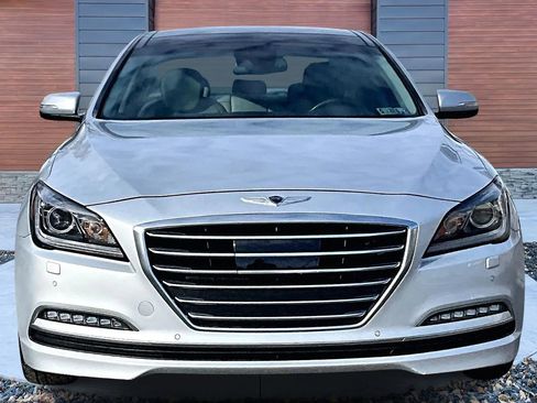 Used 2017 Genesis G80 3.8 w/ Option Group 03 image 3