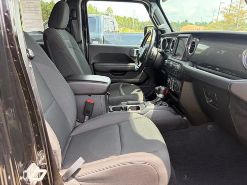 Used 2020 Jeep Gladiator Overland AWD/4WD image 57