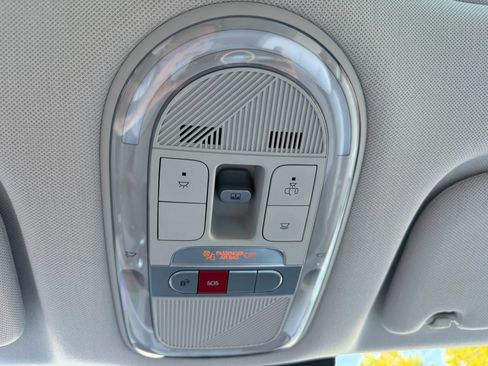 Used 2023 Hyundai Ioniq 5 Limited image 42