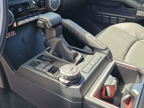 Used 2025 Toyota 4Runner TRD Off-Road Premium image 15