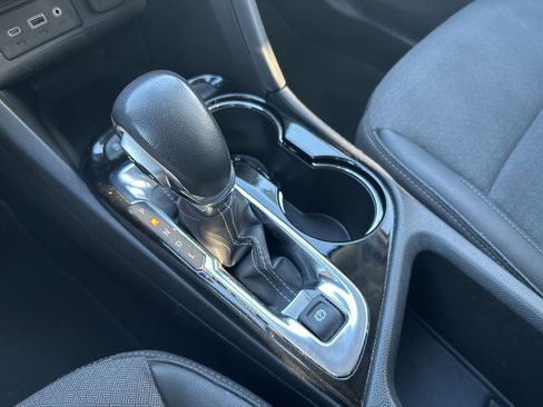 Certified 2022 Buick Encore GX Preferred image 19