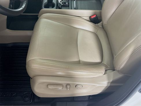 Used 2018 Honda Odyssey EX-L image 16