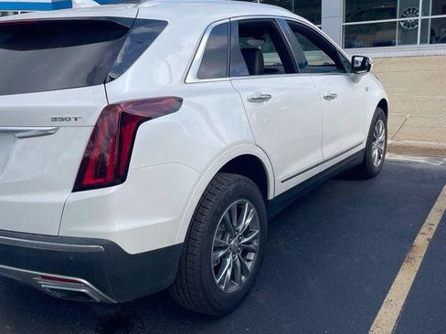 Used 2023 Cadillac XT5 Premium Luxury w/ LPO, Floor Liner Package FWD image 3