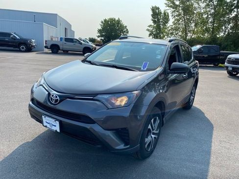 Used 2016 Toyota RAV4 LE AWD/4WD image 1
