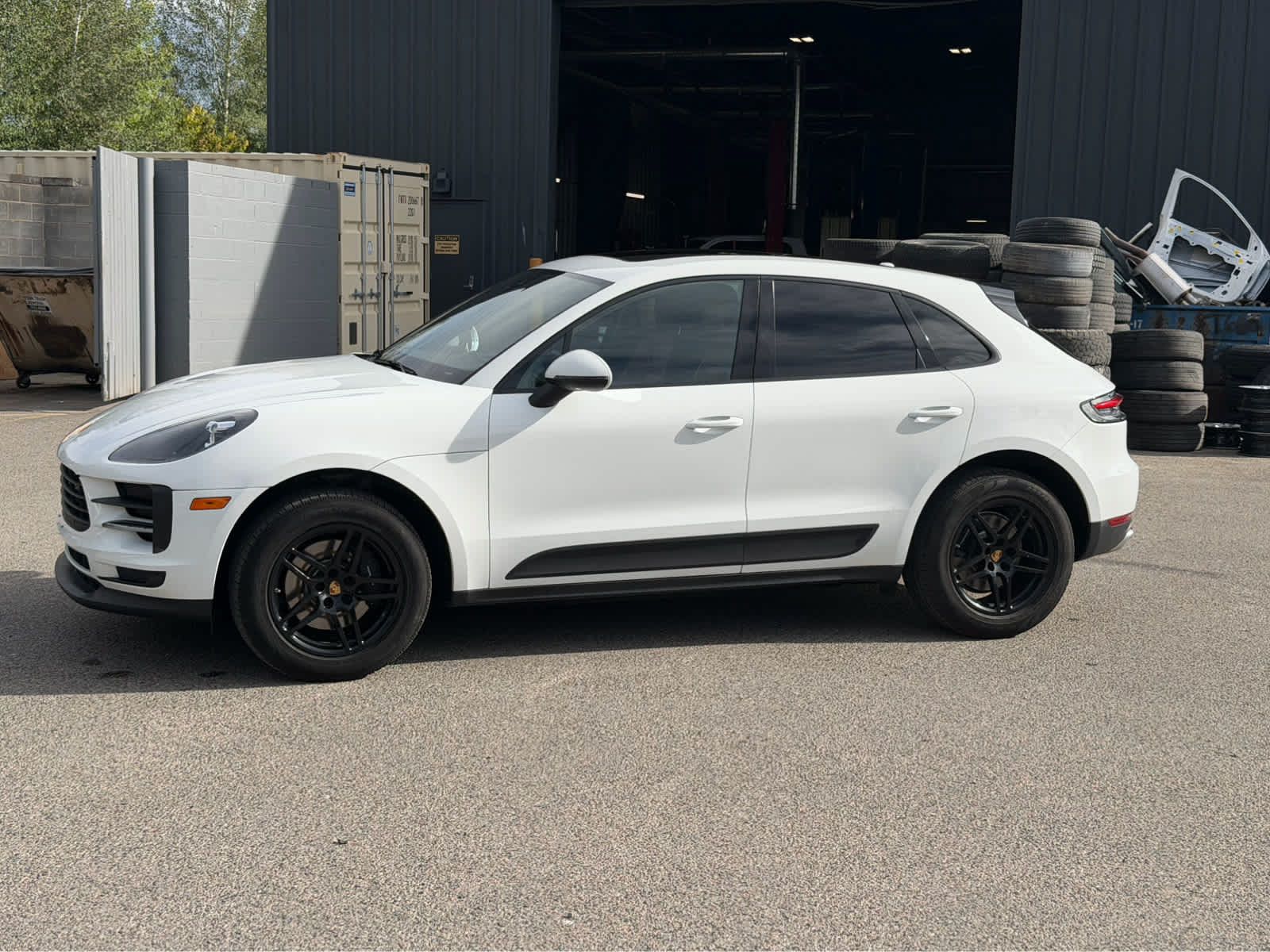 Used 2019 Porsche Macan AWD/4WD image 15