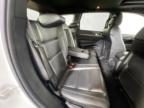 Used 2022 Jeep Grand Cherokee Limited image 26