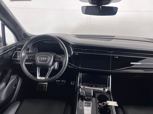 Used 2021 Audi SQ7 Prestige AWD/4WD image 19