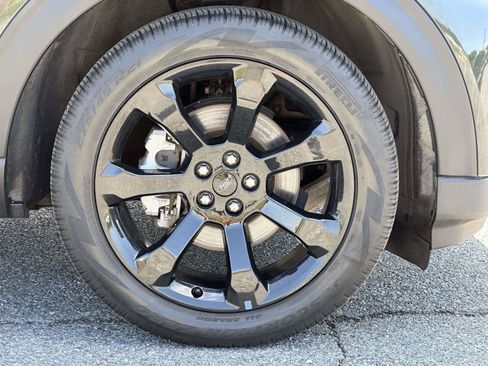 Used 2023 Ford Explorer ST-Line AWD/4WD image 7