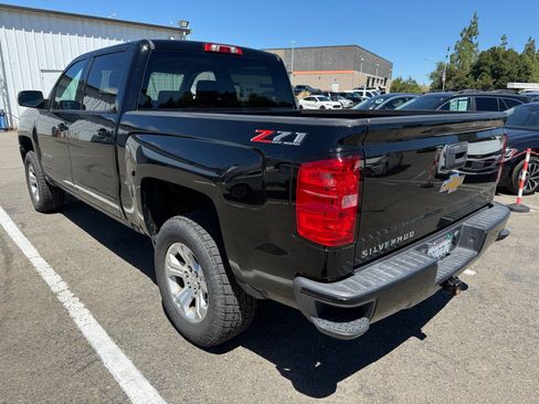 Used 2018 Chevrolet Silverado 1500 LT w/ All Star Edition AWD/4WD image 3
