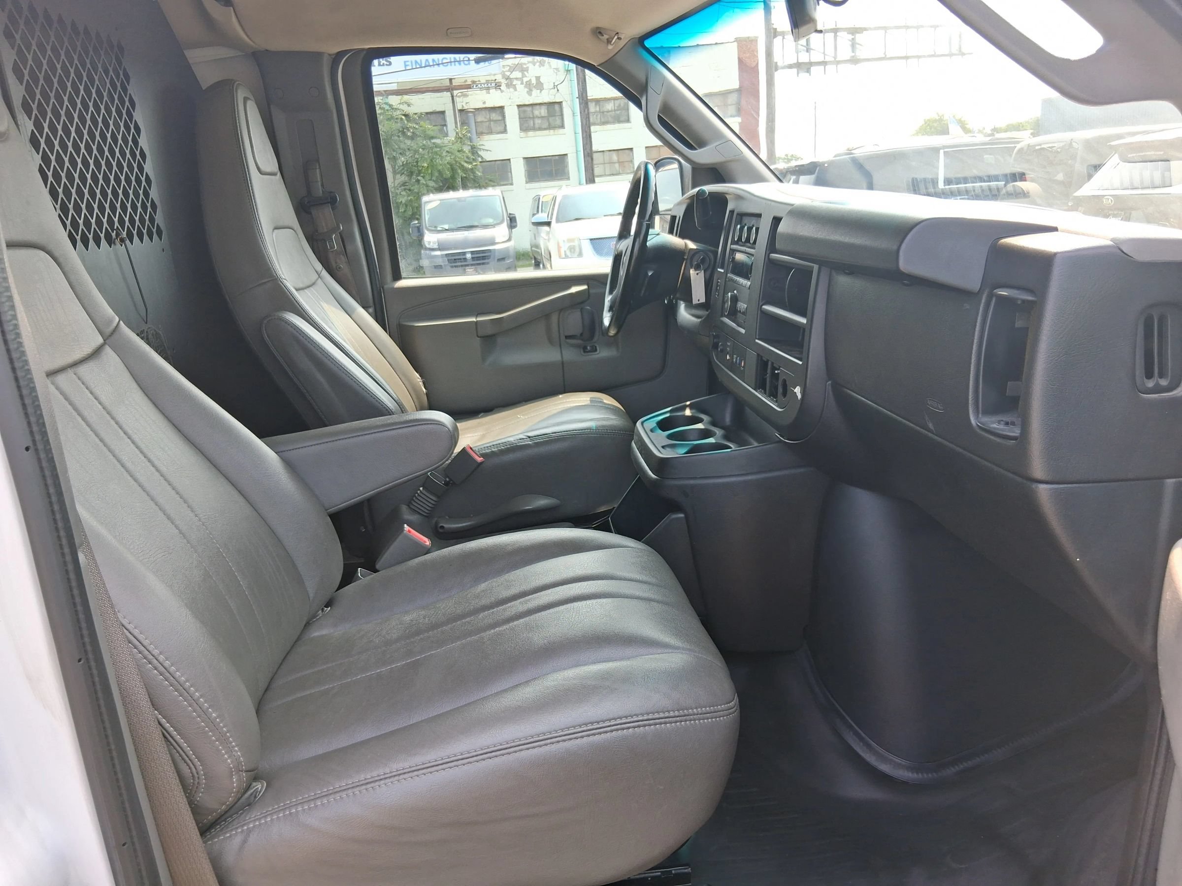 Used 2020 GMC Savana 2500 w/ Driver Convenience Package RWD image 16