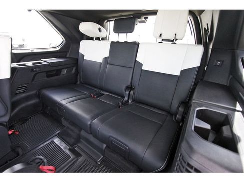 Used 2025 Toyota Sequoia Capstone w/ Tow Technology Package AWD/4WD image 13