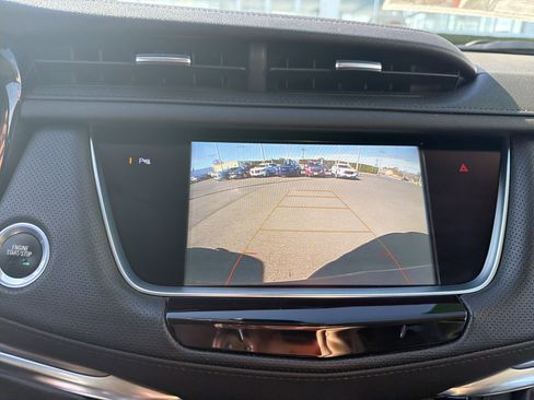 Used 2018 Cadillac XT5 Luxury w/ Driver Awareness Package image 21