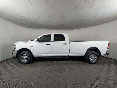 Used 2022 RAM 3500 Tradesman image 3